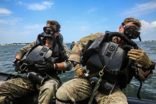 Delta Force’s Combat Diving Break: A Geo Hand Original